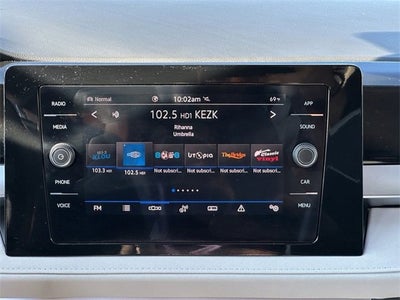 2025 Volkswagen Taos SE