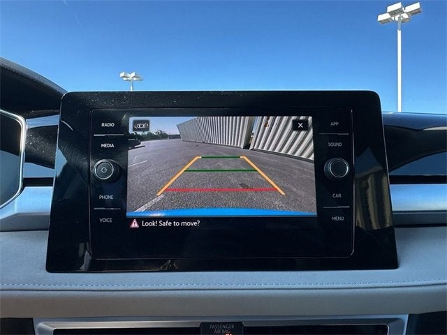 2025 Volkswagen Taos SE