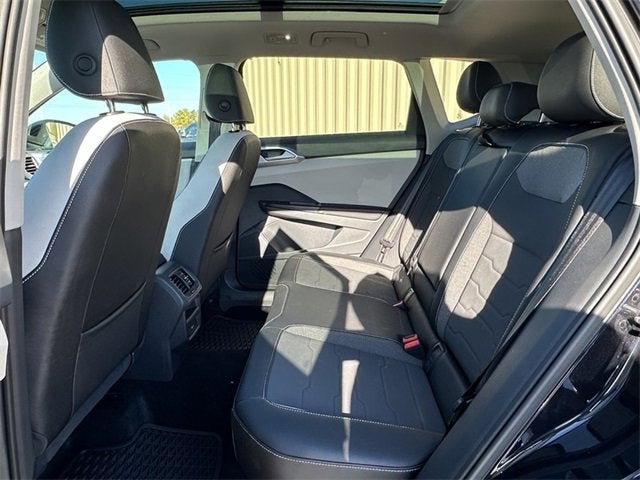 2025 Volkswagen Taos SE