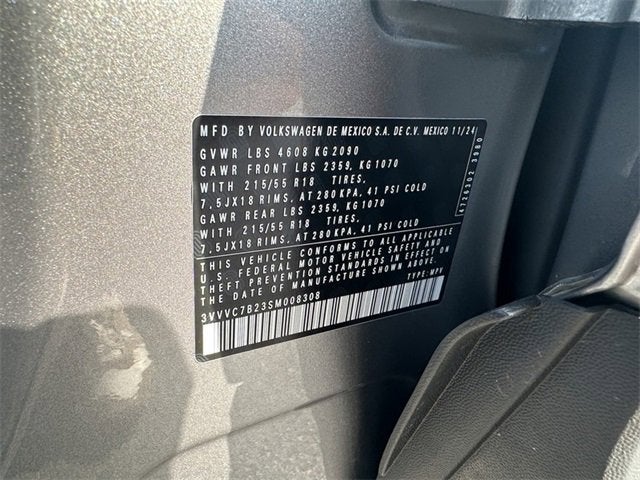 2025 Volkswagen Taos SE