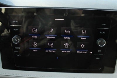 2025 Volkswagen Taos SE