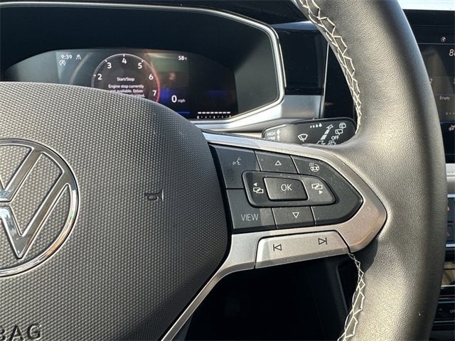 2025 Volkswagen Taos SE