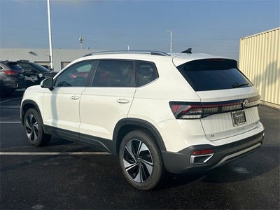 2025 Volkswagen Taos SE