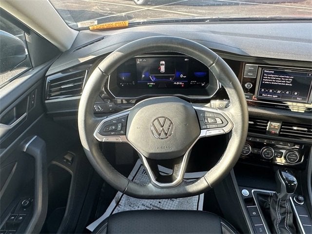 2023 Volkswagen Jetta SE