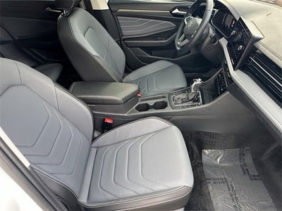 2025 Volkswagen Jetta SEL