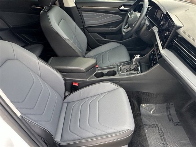 2025 Volkswagen Jetta SEL