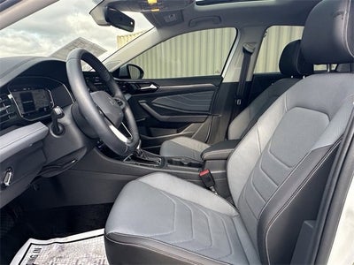 2025 Volkswagen Jetta SEL