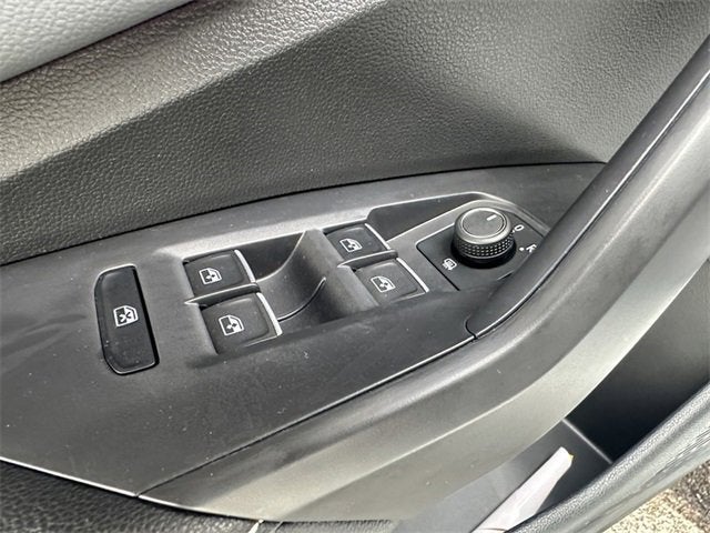 2025 Volkswagen Jetta SEL