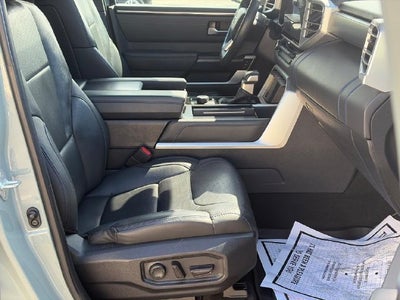 2024 Toyota Sequoia SR5