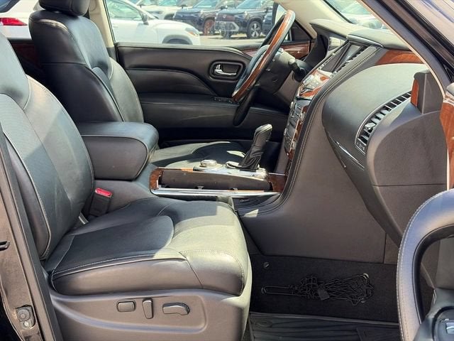 2019 INFINITI QX80 LUXE
