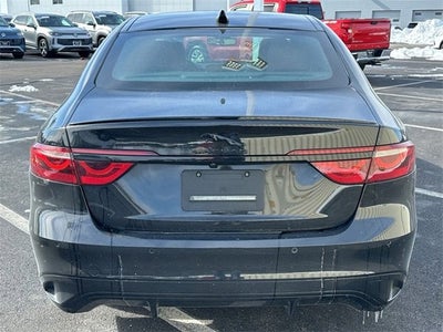 2024 Jaguar XF R-Dynamic SE