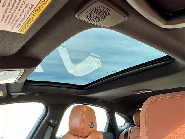 2024 Jaguar XF R-Dynamic SE