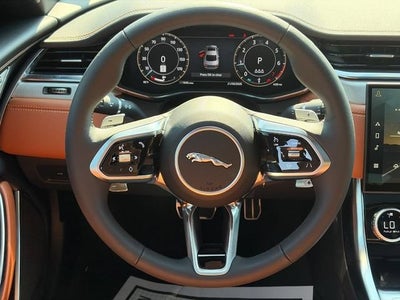 2024 Jaguar XF R-Dynamic SE