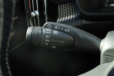 2021 Volvo XC40 Base