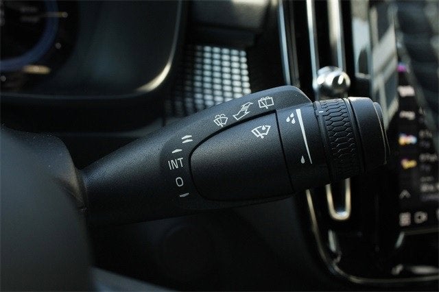 2021 Volvo XC40 Base