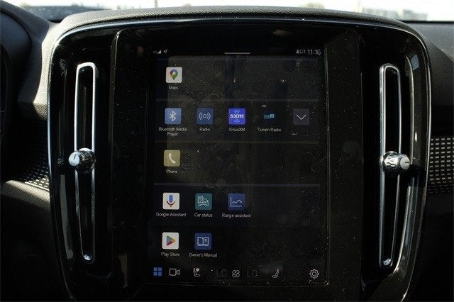 2021 Volvo XC40 Base