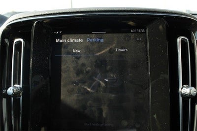 2021 Volvo XC40 Base