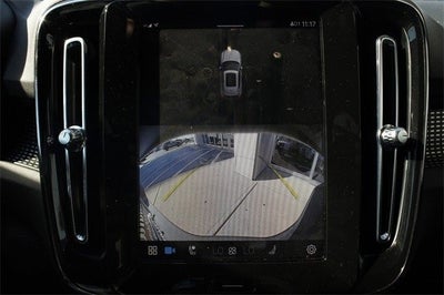 2021 Volvo XC40 Base