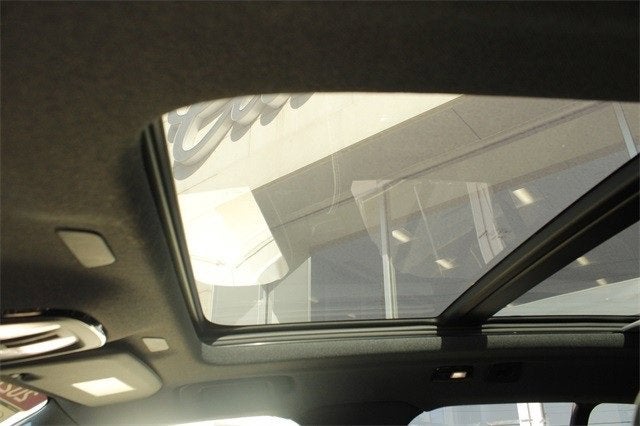 2021 Volvo XC40 Base