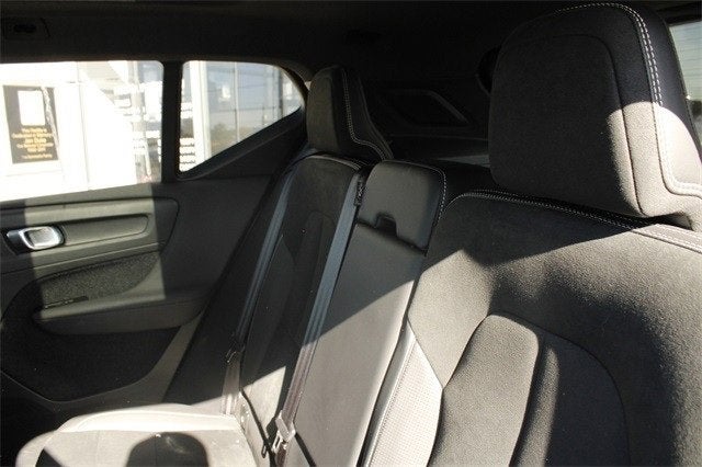 2021 Volvo XC40 Base