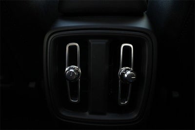 2021 Volvo XC40 Base