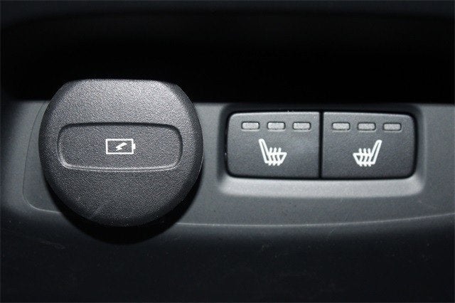 2021 Volvo XC40 Base