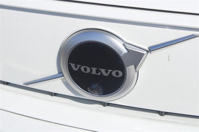 2021 Volvo XC40 Base