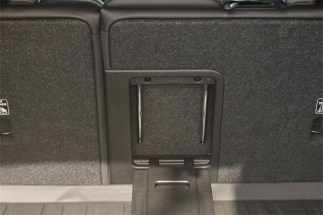 2021 Volvo XC40 Base