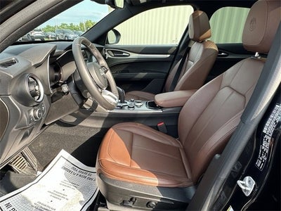 2024 Alfa Romeo Stelvio Ti