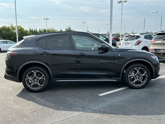 2024 Alfa Romeo Stelvio Ti