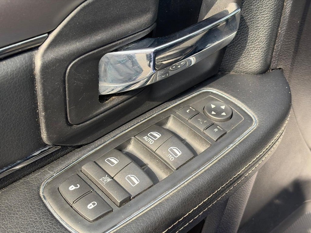 2016 RAM 1500 4WD Crew Cab 140.5" Sport