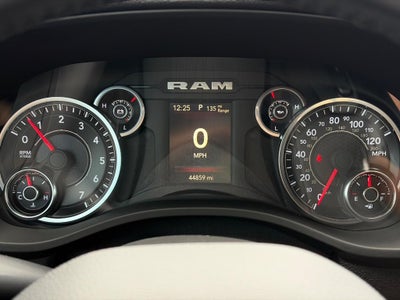 2021 RAM 1500 Big Horn 4x4 Crew Cab 5'7" Box