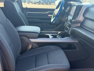 2022 RAM 1500 Big Horn 4x4 Crew Cab 5'7" Box