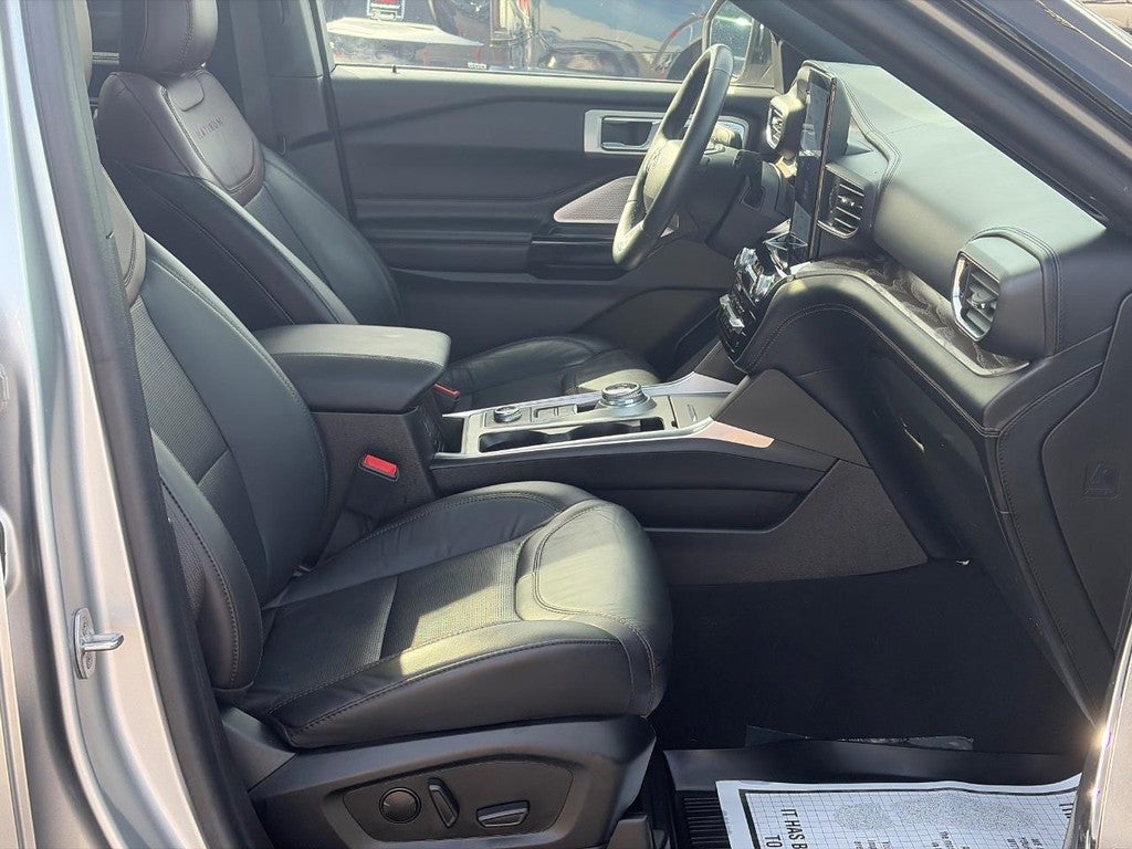 2022 Ford Explorer Platinum 4WD