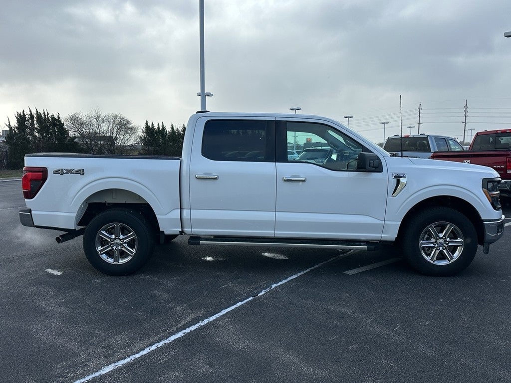 2025 Ford F-150 XLT 4WD SuperCrew Box