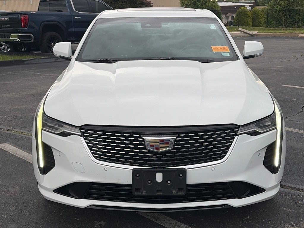 2023 Cadillac CT4 4dr Sdn Premium Luxury