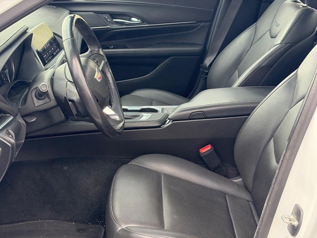 2023 Cadillac CT4 4dr Sdn Premium Luxury