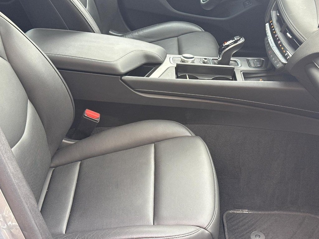 2025 Cadillac CT5 4dr Sdn Premium Luxury