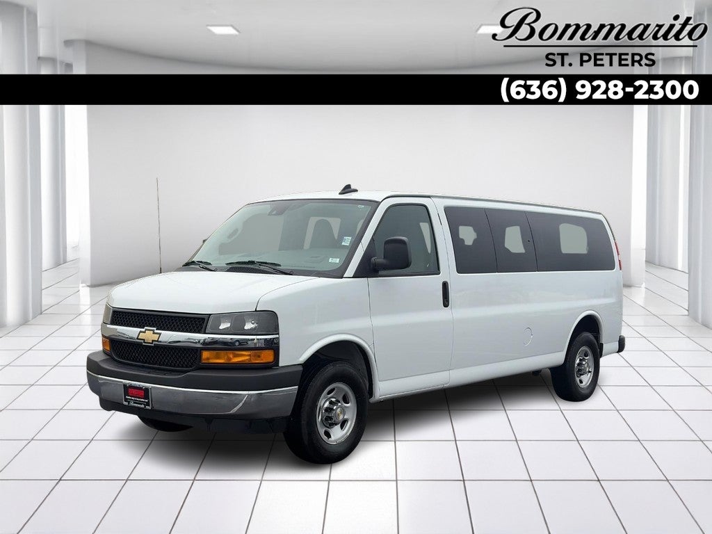 2024 Chevrolet Express Passenger RWD 3500 155" LT