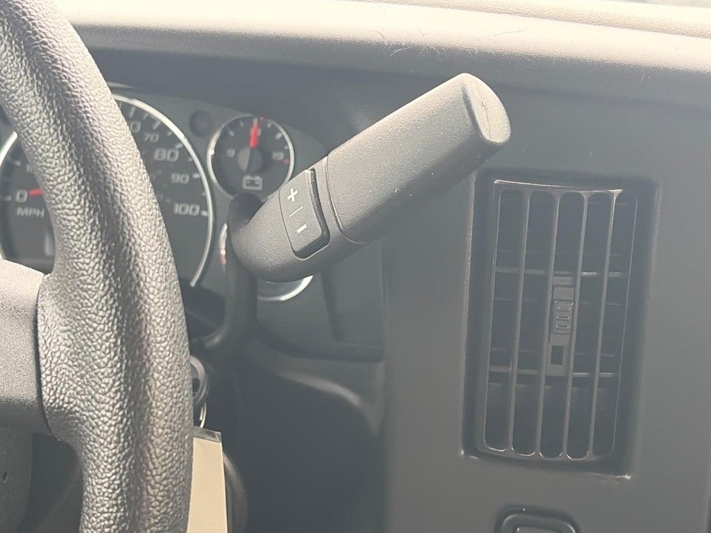 2024 Chevrolet Express Passenger RWD 3500 155" LT