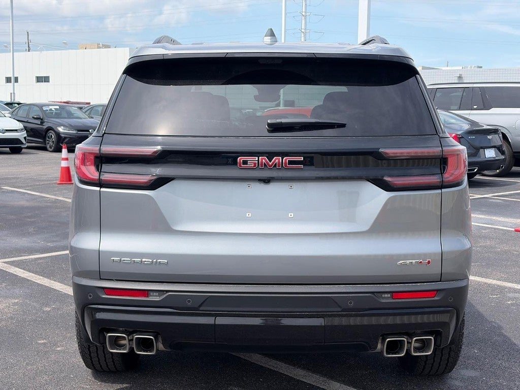 2026 GMC Acadia AWD 4dr AT4