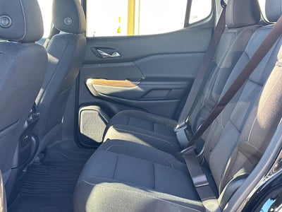 2022 GMC Acadia AWD 4dr SLE