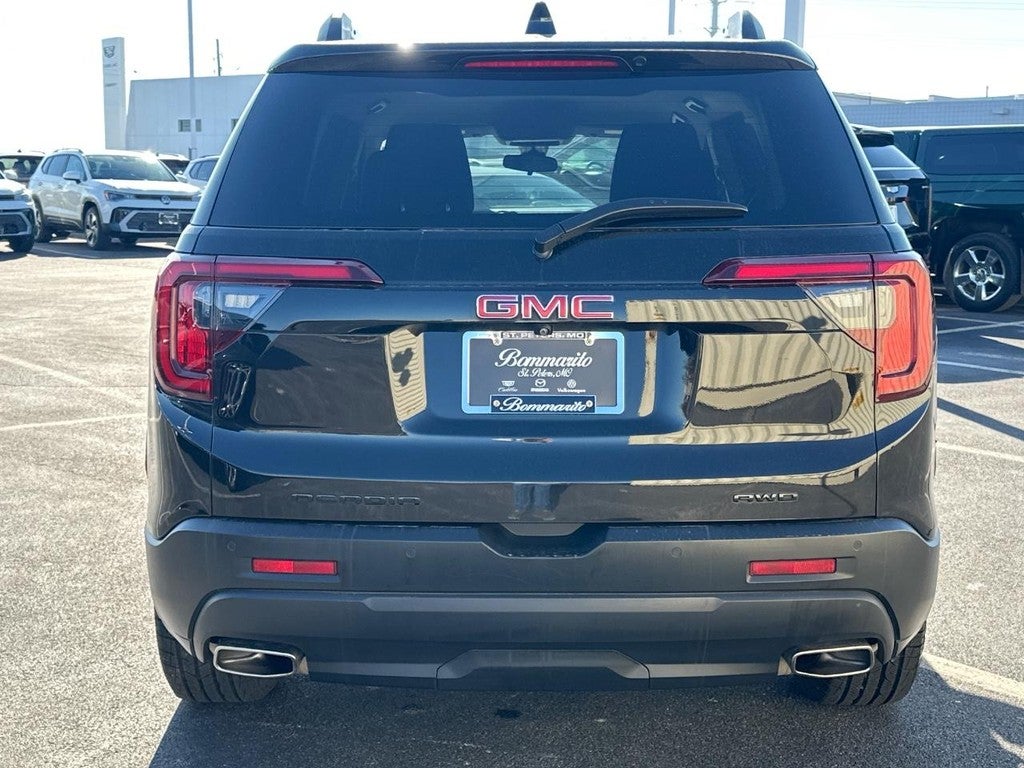 2022 GMC Acadia AWD 4dr SLE