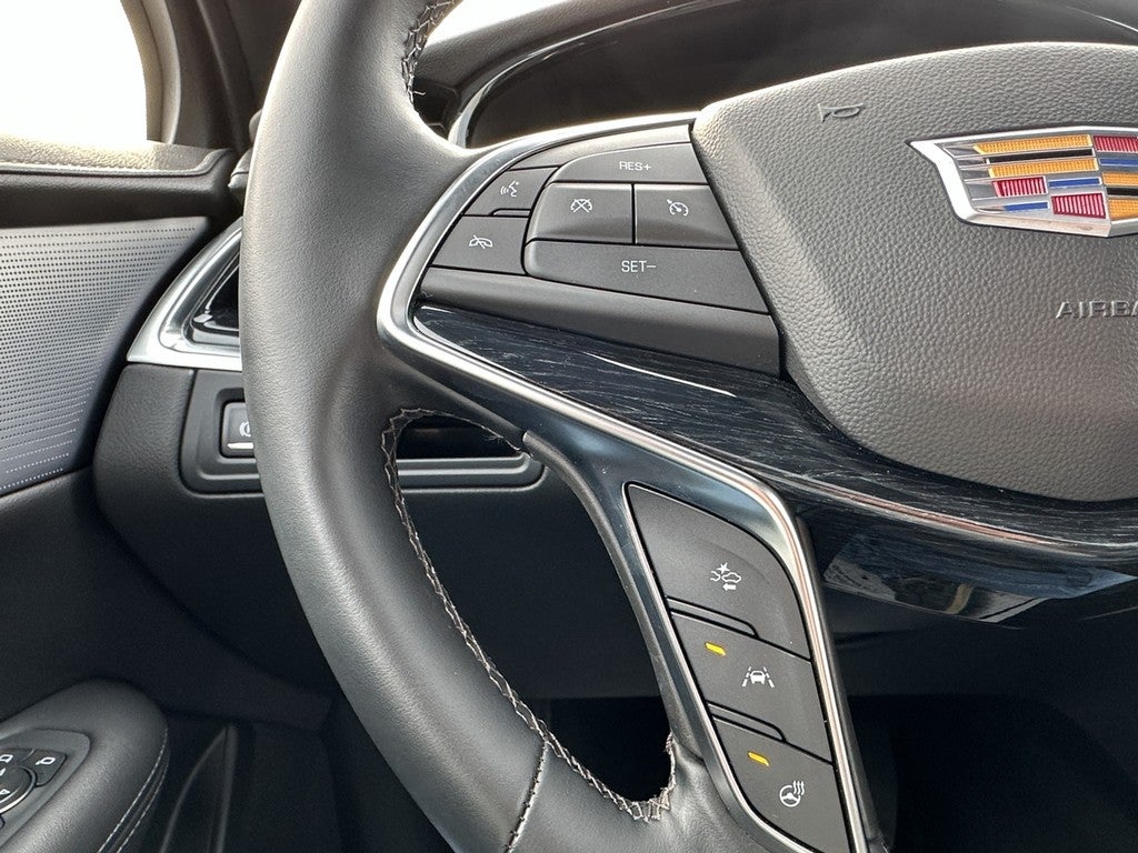 2025 Cadillac XT5 FWD 4dr Premium Luxury