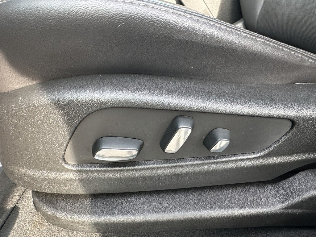 2025 Cadillac XT5 FWD 4dr Premium Luxury