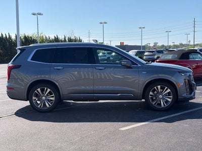 2022 Cadillac XT6 FWD 4dr Premium Luxury