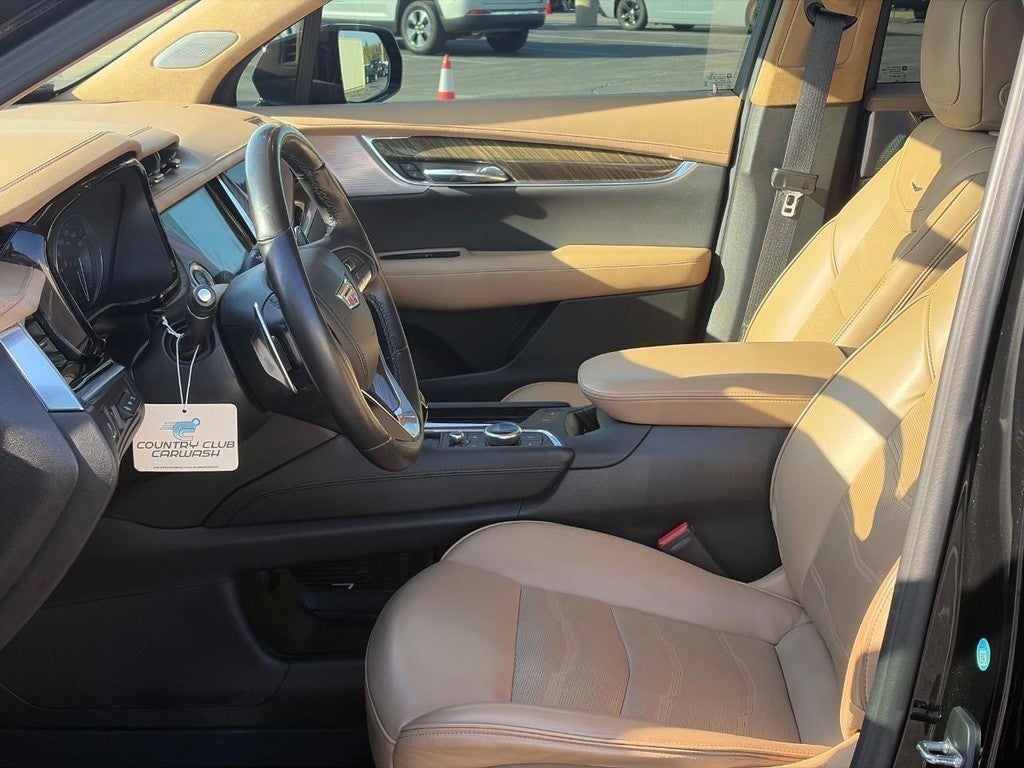 2022 Cadillac XT6 AWD 4dr Sport