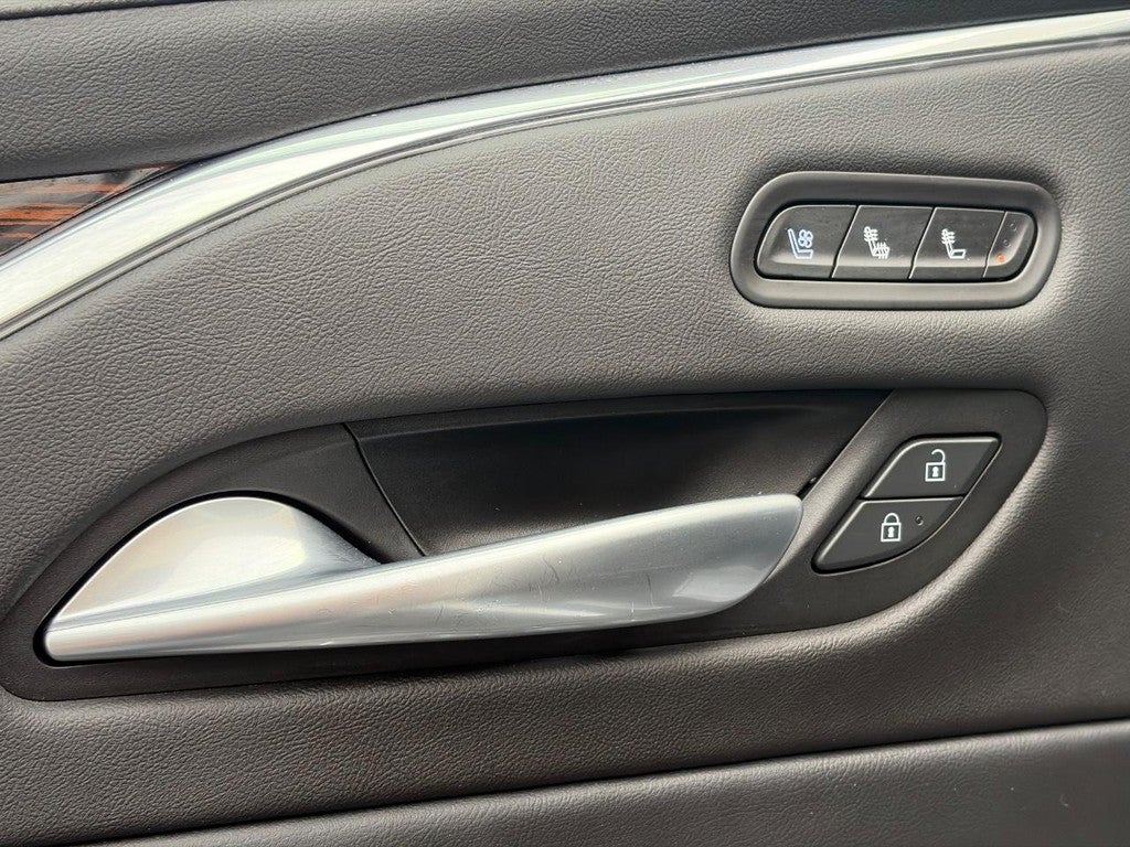 2023 Cadillac Escalade ESV 4WD 4dr Premium Luxury