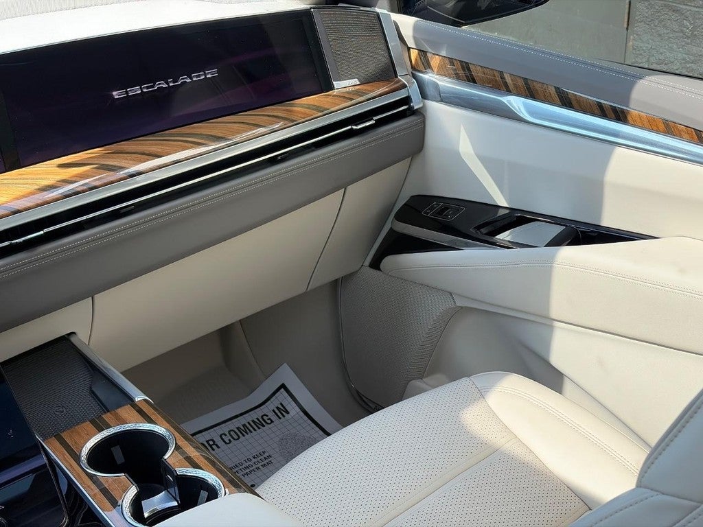 2025 Cadillac Escalade 4WD 4dr Sport Platinum