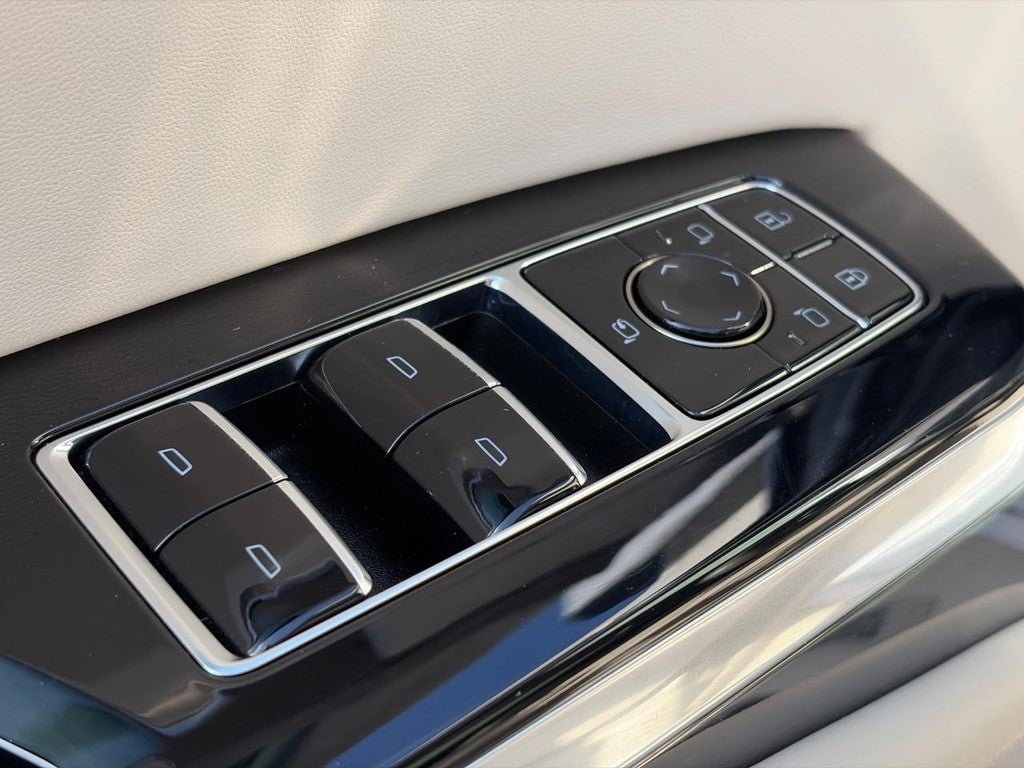2025 Cadillac Escalade 4WD 4dr Sport Platinum